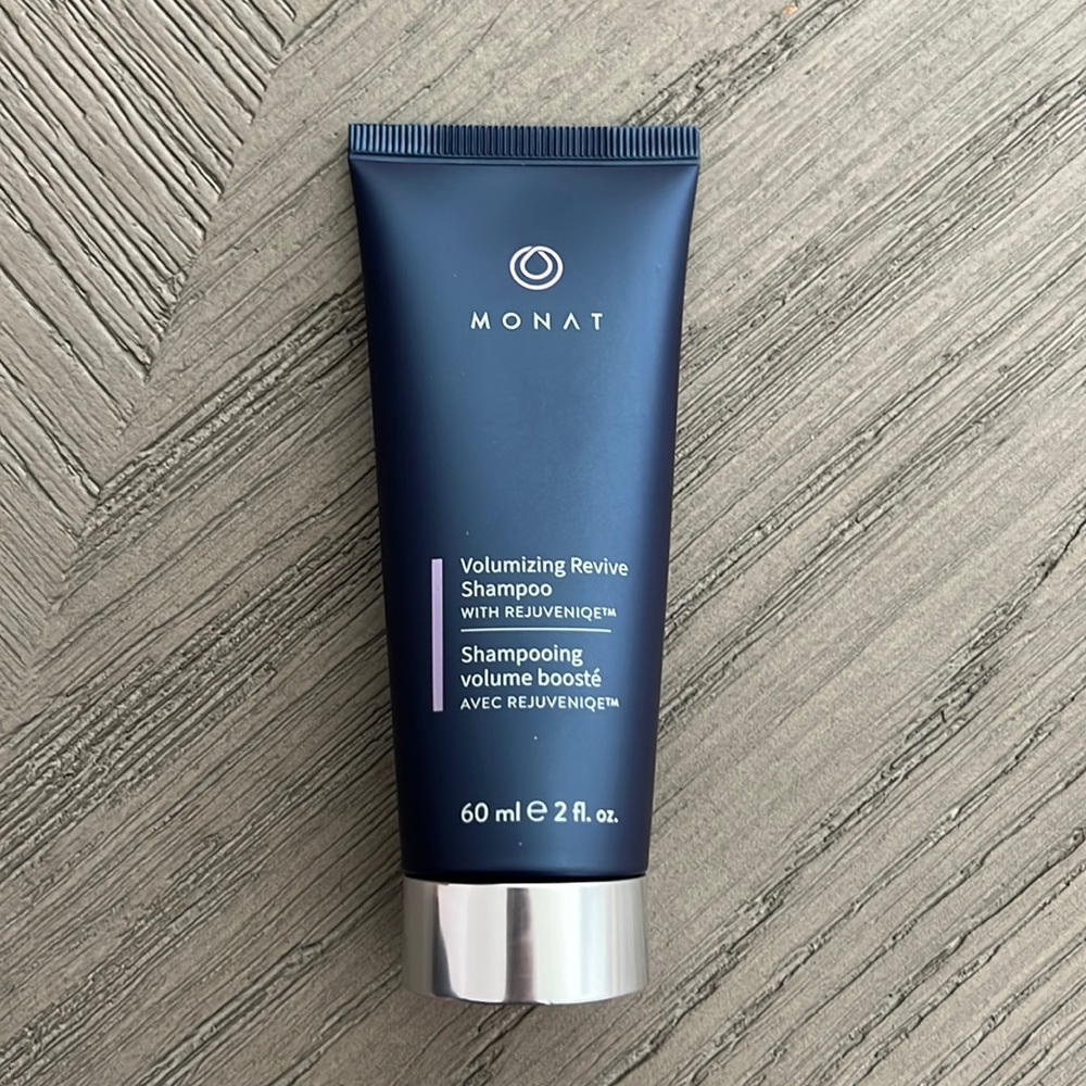 NEW MONAT volumizing revitalize shampoo with rejuveniqe